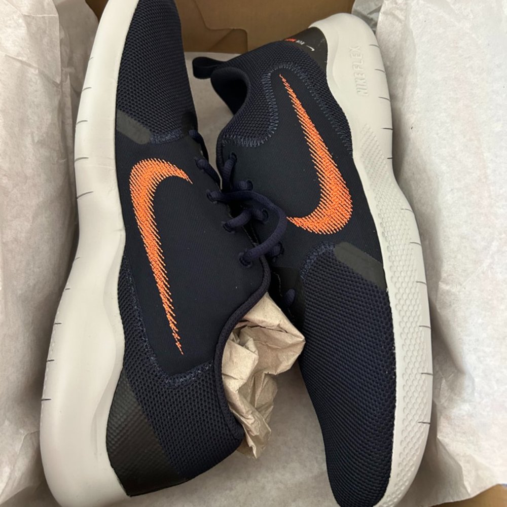 Nike Flex Experience RN 10